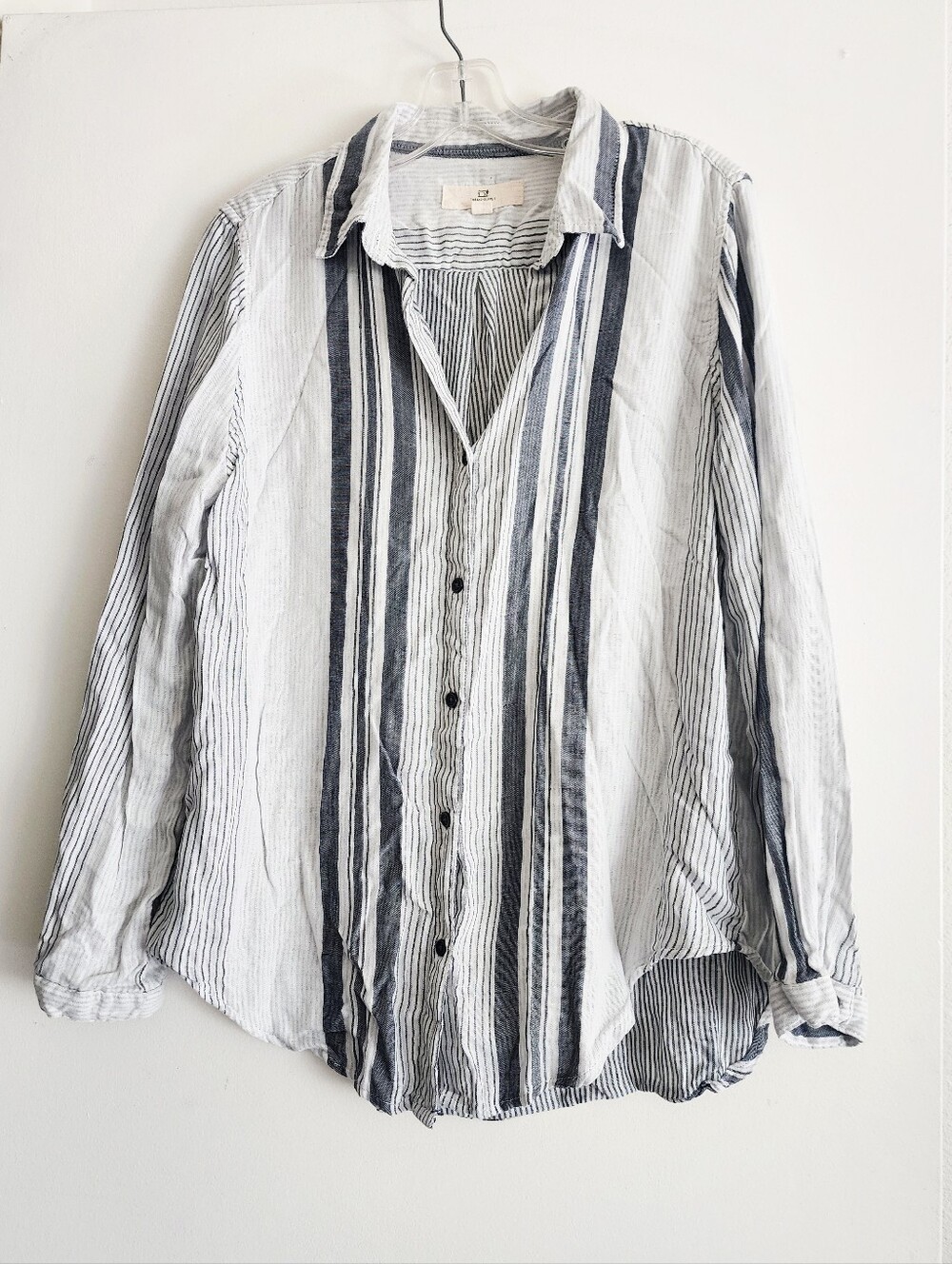 Thread & Supply | Striped Long Sleeve Button-Down Shirt | Navy & White | Large